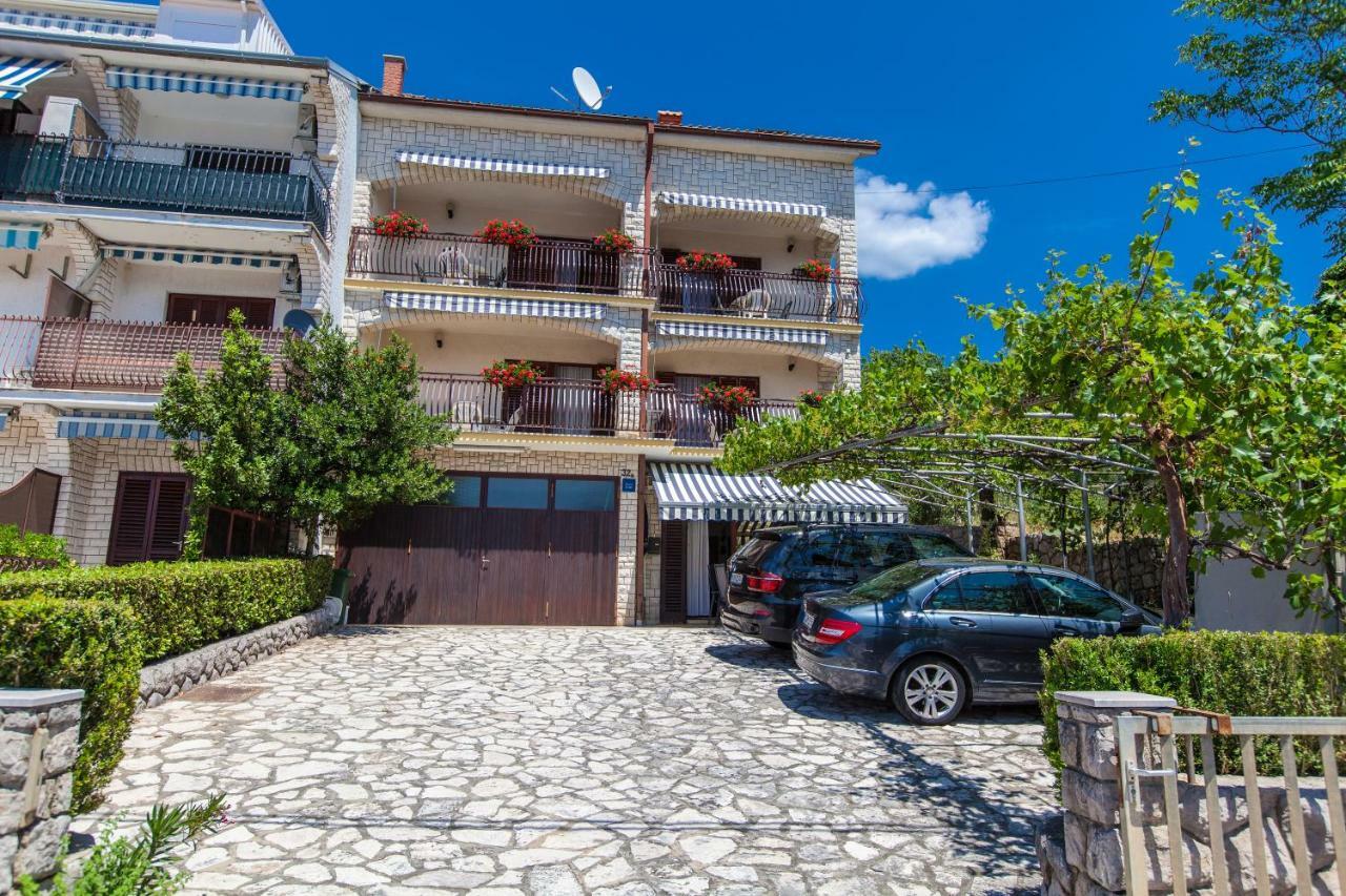 Villa Lesic Dramalj Bagian luar foto